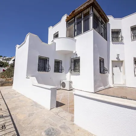 Lovely And Flat In Bodrum * 居姆贝特
